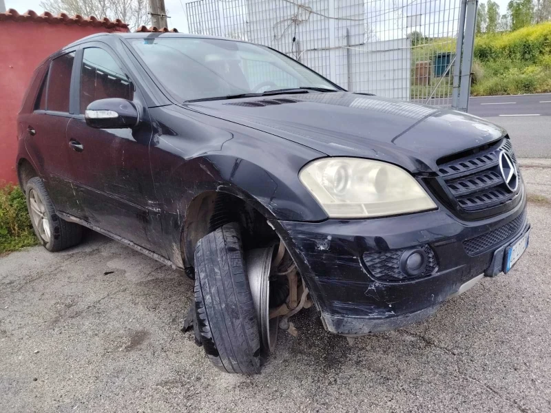 Mercedes-Benz ML 320, снимка 8 - Автомобили и джипове - 50465892