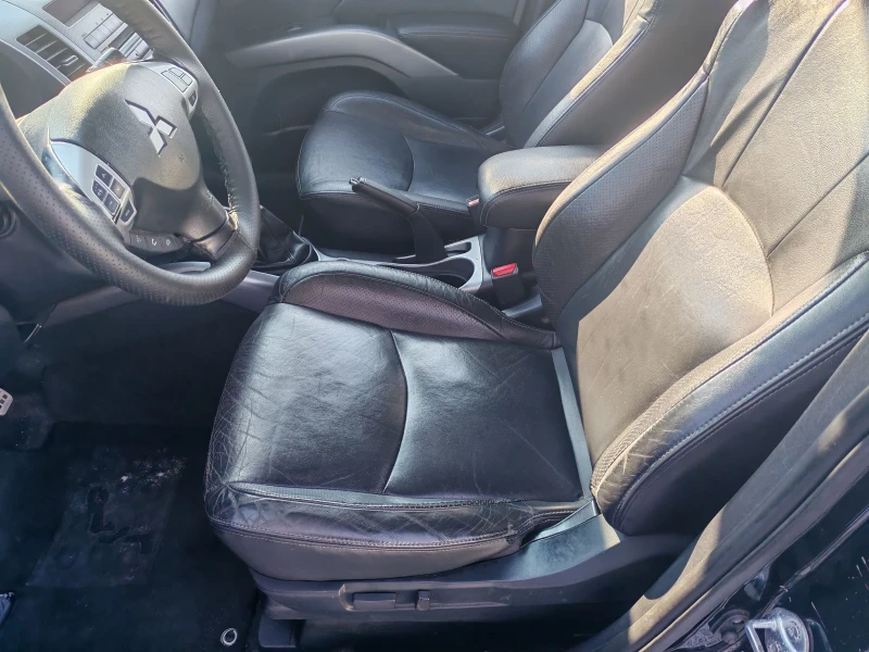 Mitsubishi Outlander 2.0TDI 4X4 6+ 1M, снимка 9 - Автомобили и джипове - 53129696