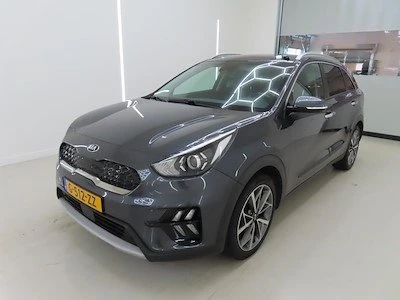 Kia Niro 65 kWh ExecutiveLine- 100% SOH, снимка 2 - Автомобили и джипове - 54147104