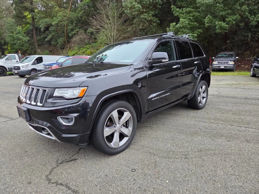Jeep Grand cherokee 2015 OVERLAND * ДИСТРОНИК * ОБДУХВАНЕ * 360 * , снимка 1