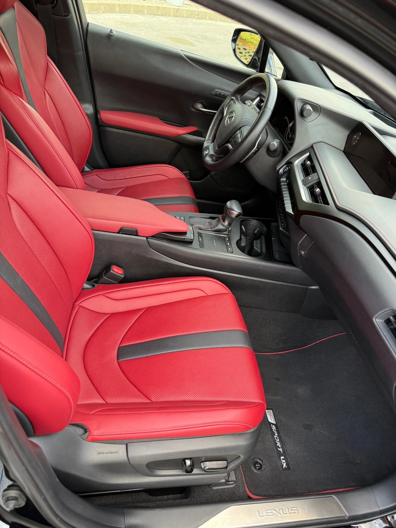 Lexus UX 250h F-sport 4x4 | Mobile.bg   14