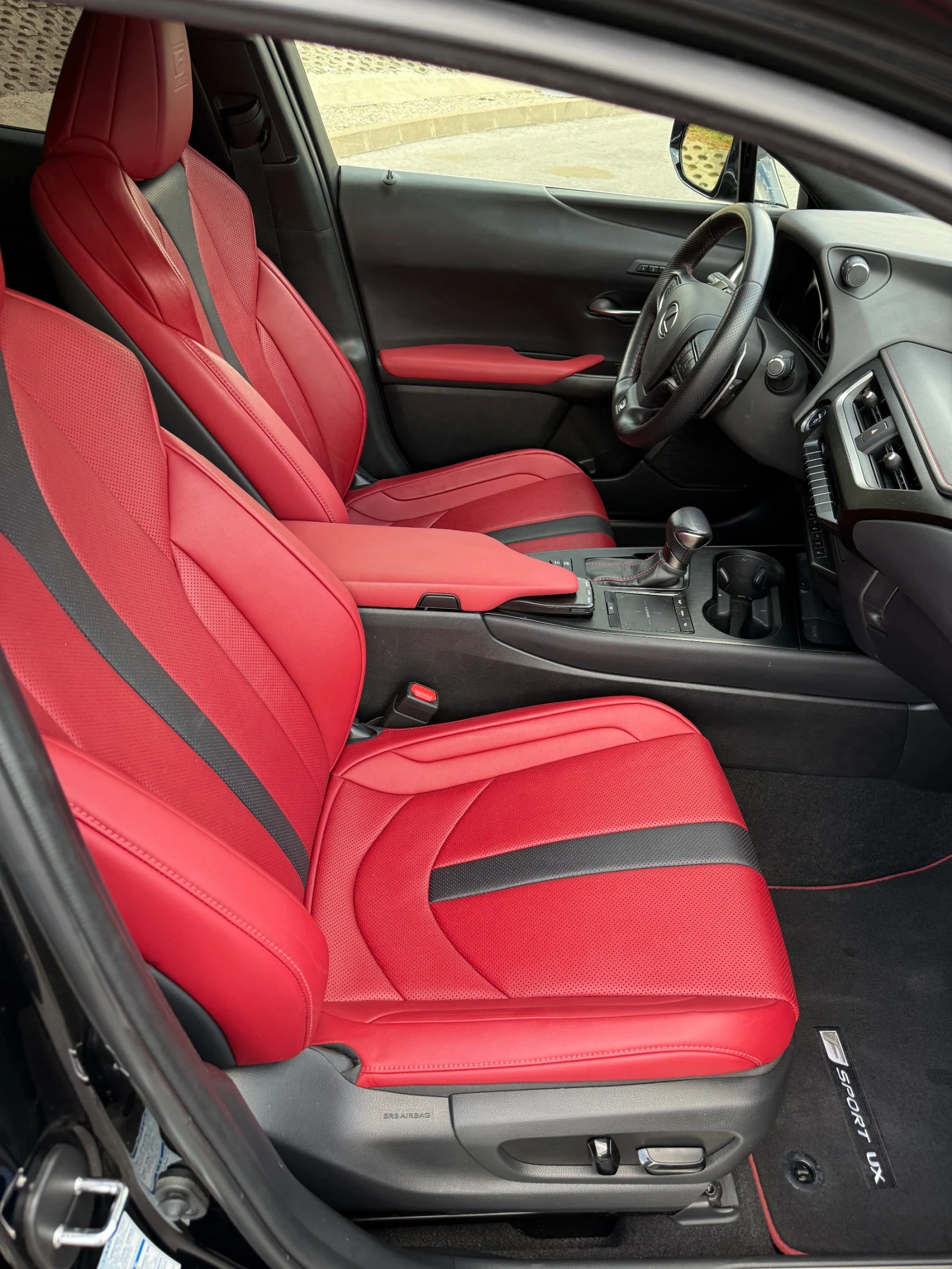 Lexus UX 250h F-sport 4x4 | Mobile.bg   15