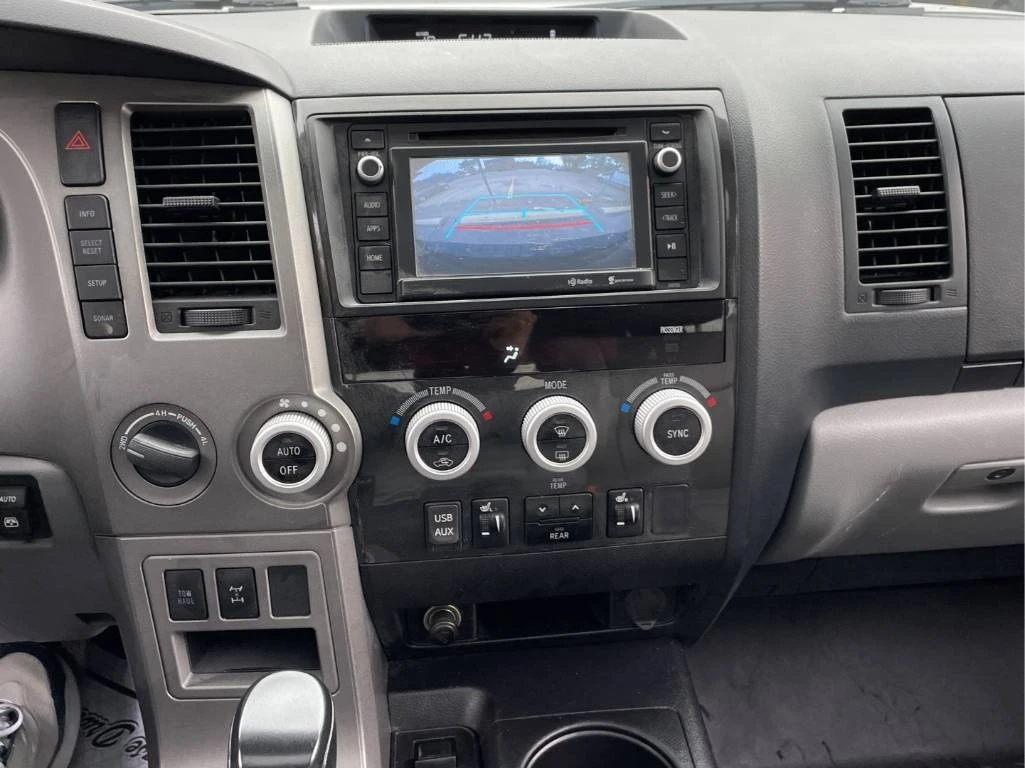 Toyota Sequoia * SR5 * CARFAX * БЕЗ ПЪРВОНАЧАЛНА ВНОСКА - изображение 8