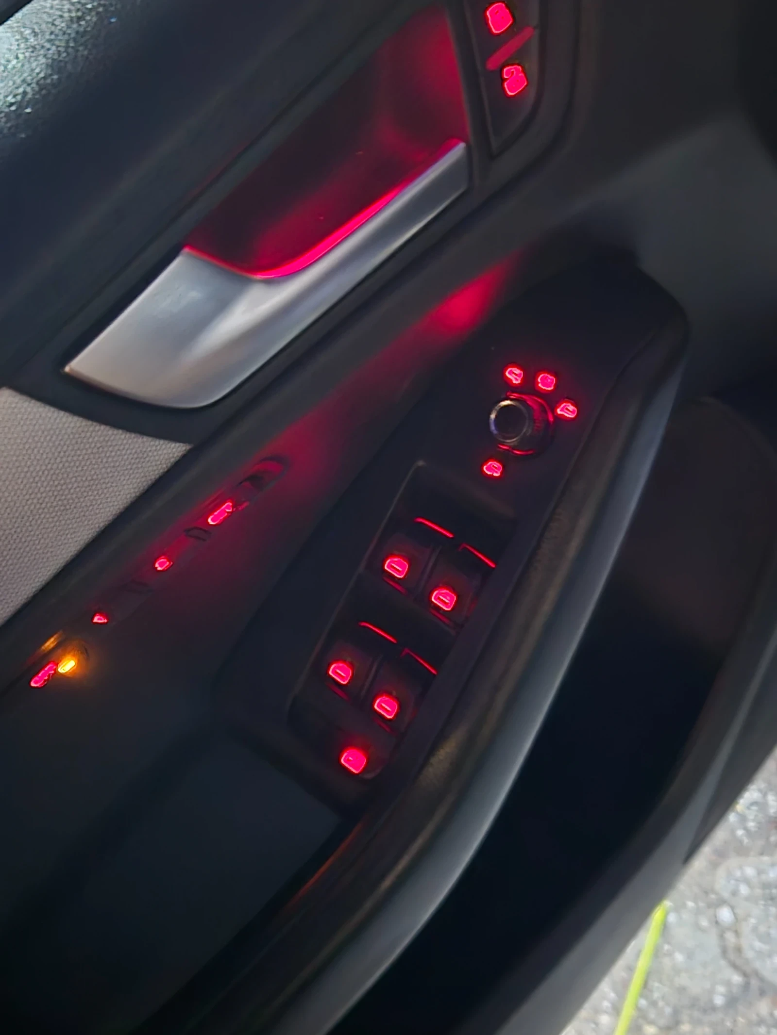 Audi Q5 2.0 T - изображение 10