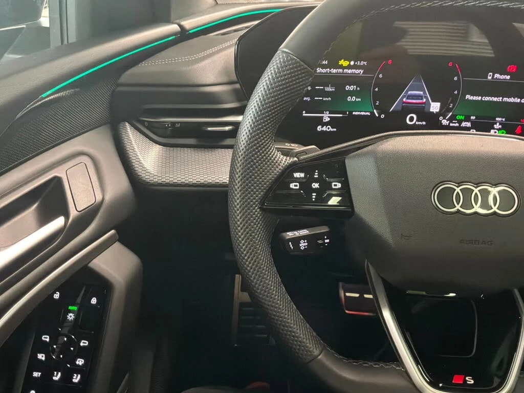 Audi Q5 ДИРЕКТНО ОТ AUDI* 13000 КМ* , снимка 12 - Автомобили и джипове - 53768927