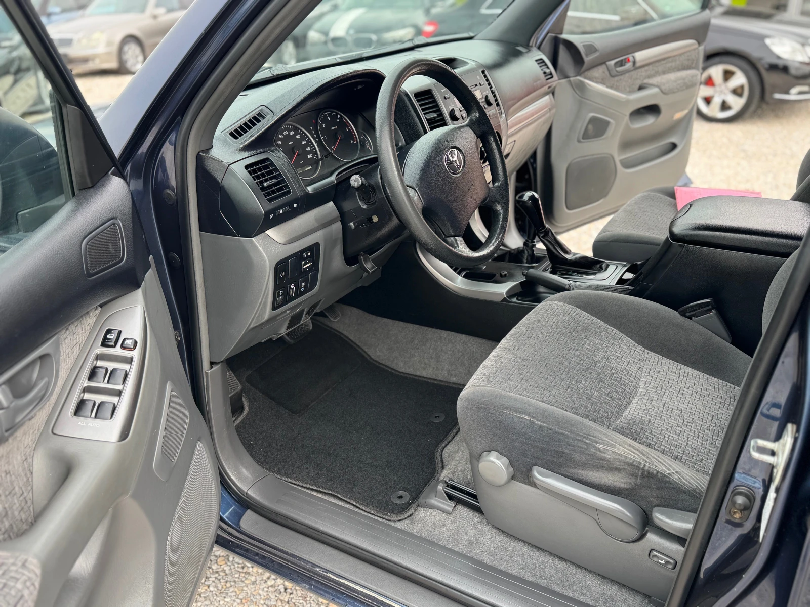 Toyota Land cruiser, снимка 9 - Автомобили и джипове - 54263203