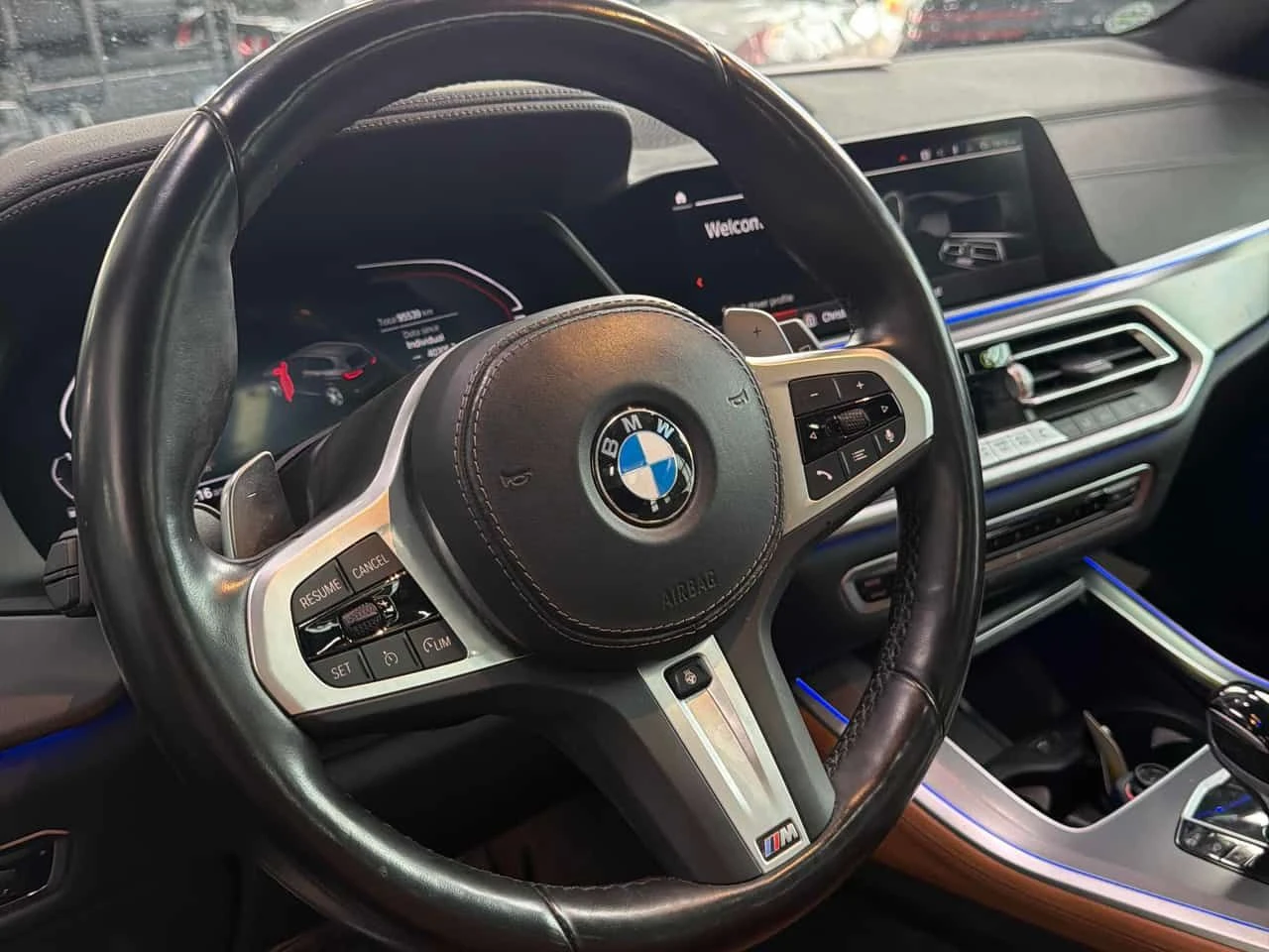 BMW X5 xDrive40i M SPORT/AMBIENT/МАСАЖИ/360/ПАНОРАМА, снимка 10 - Автомобили и джипове - 54461094