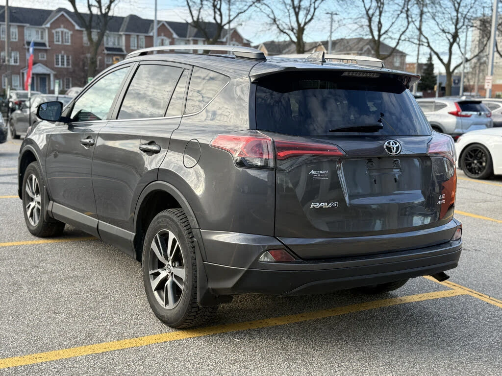 Toyota Rav4  LE AWD, снимка 5 - Автомобили и джипове - 54711590