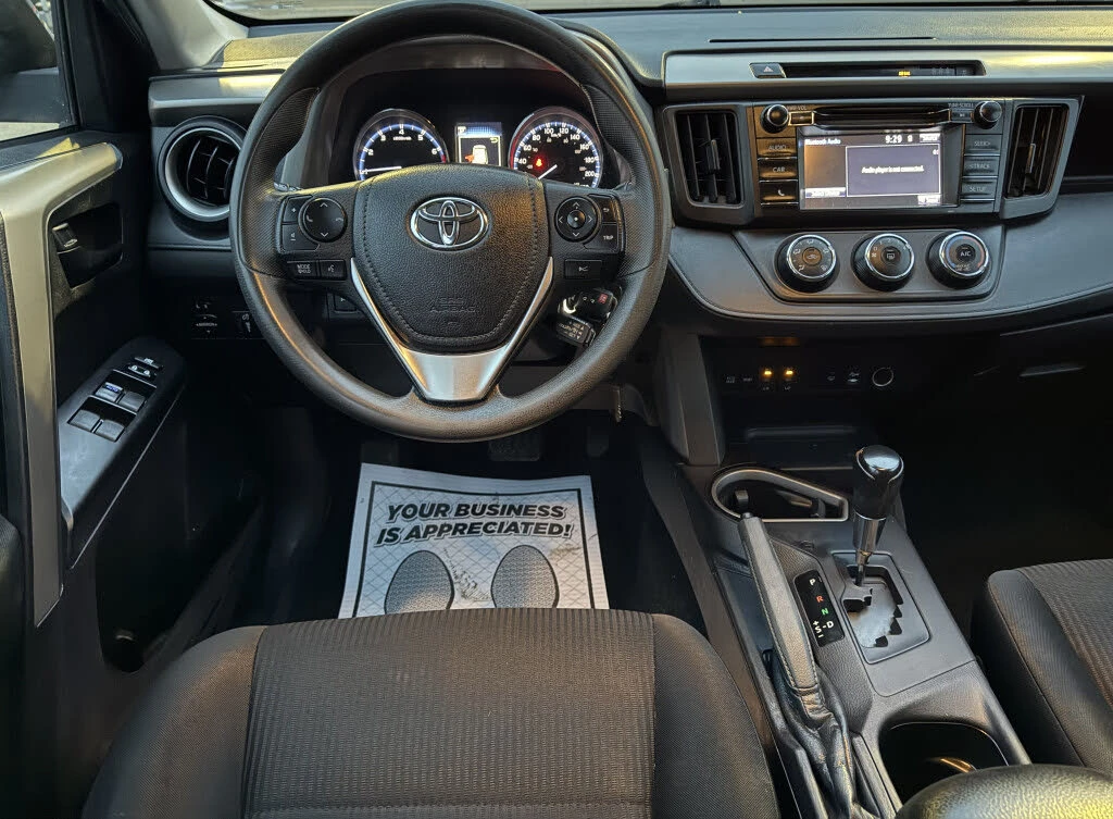 Toyota Rav4  LE AWD, снимка 14 - Автомобили и джипове - 54711590