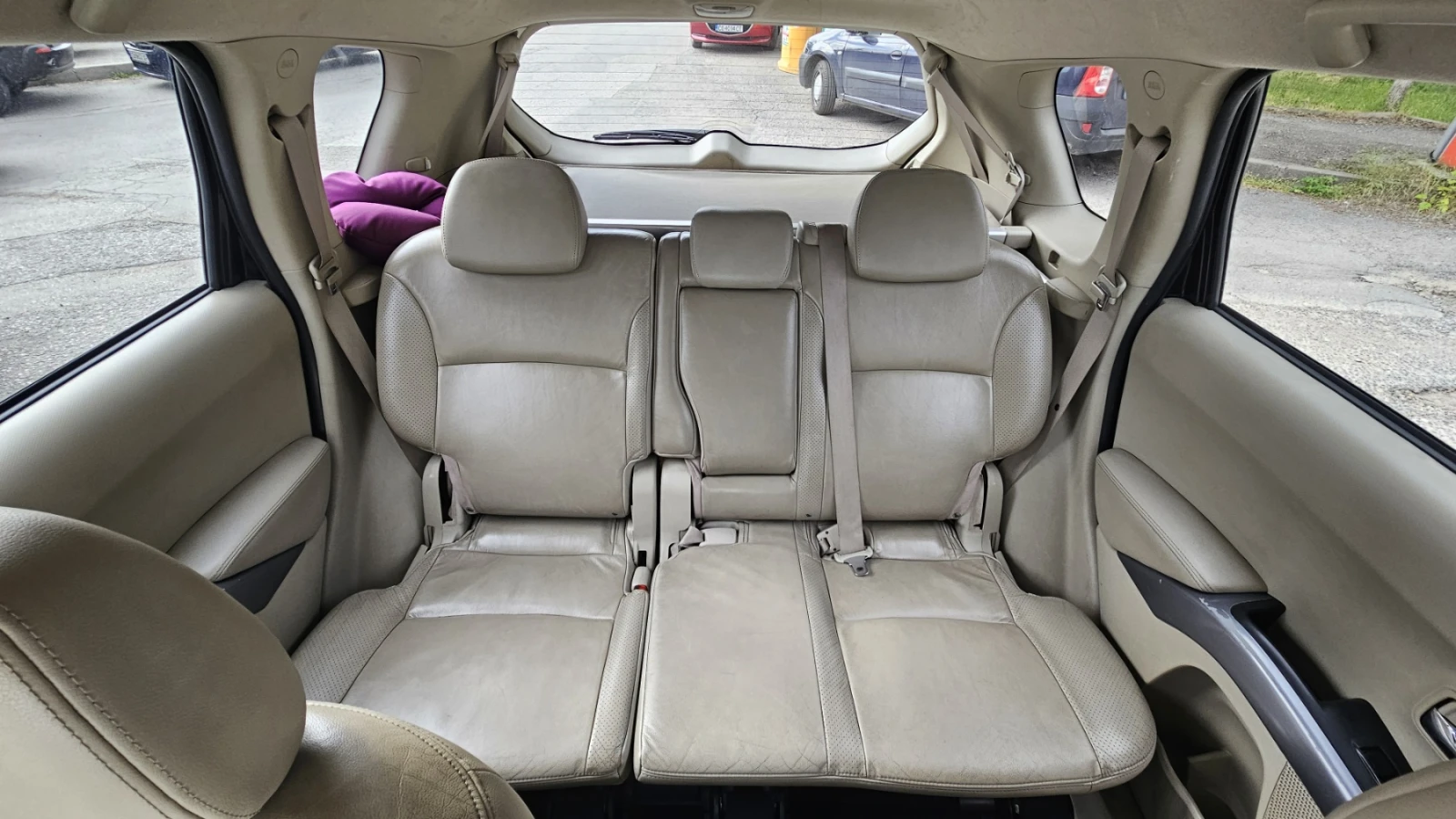 Mitsubishi Outlander 2.0 DI-D, снимка 14 - Автомобили и джипове - 54736615