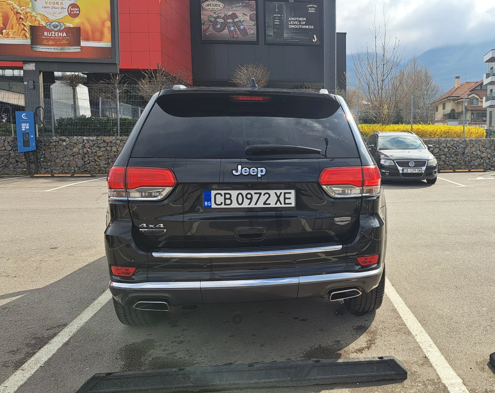 Jeep Grand cherokee SUMMIT, снимка 3 - Автомобили и джипове - 55433592