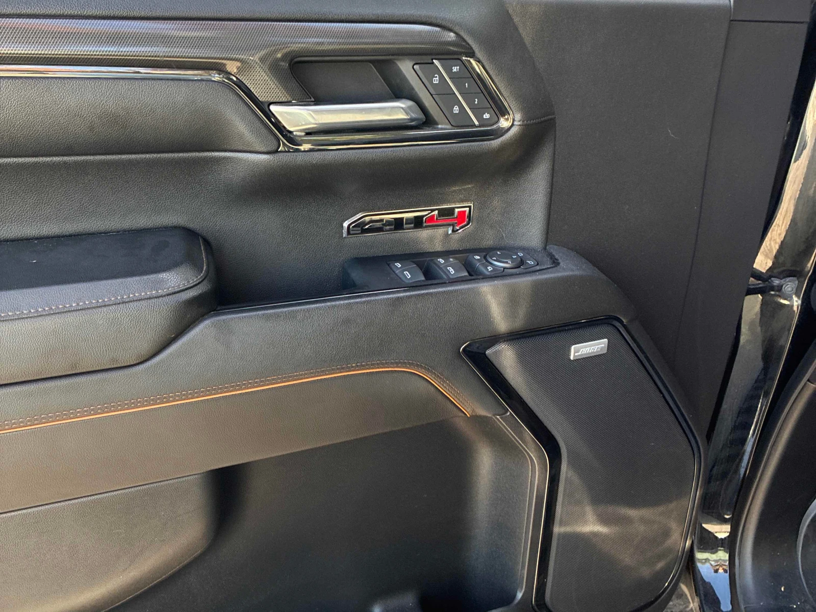 Gmc Sierra * AT4 * АВТОКРЕДИТ БЕЗ ПЪРВОНАЧАЛНА ВНОСКА* , снимка 12 - Автомобили и джипове - 56152206