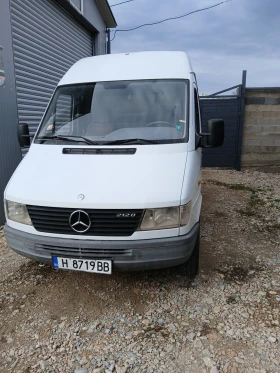 Обява за продажба на Mercedes-Benz Sprinter 212 212 ~9 000 лв. - изображение 1