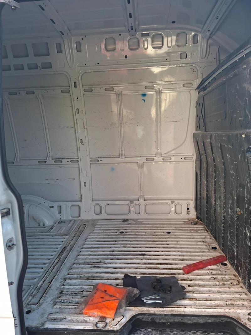 Iveco 35s15 2.3* 6-Speed.* 36м. х 335EUR.* , снимка 7 - Бусове и автобуси - 53342964