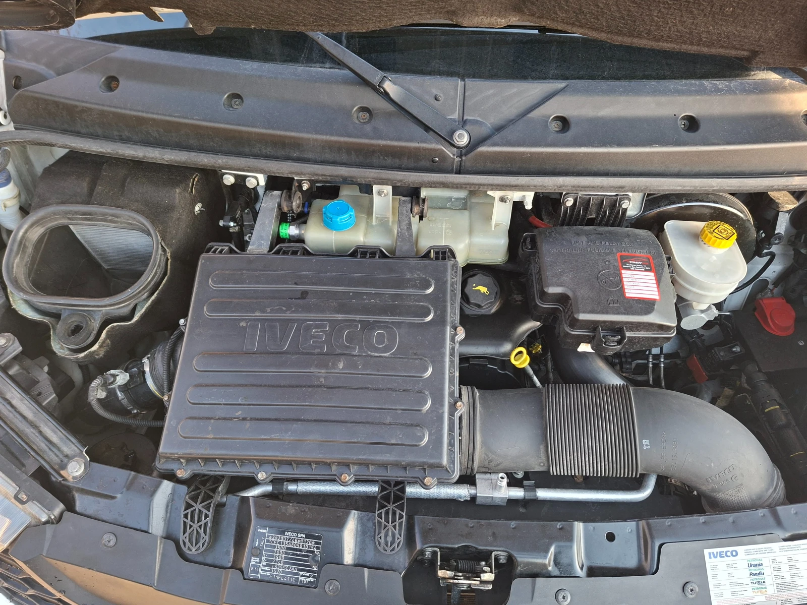 Iveco 35s15 2.3* 6-Speed.* 36�. � 335EUR.*  | Mobile.bg � ����������� 13