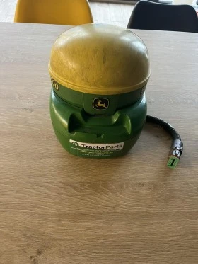      John Deere StarFire 3000