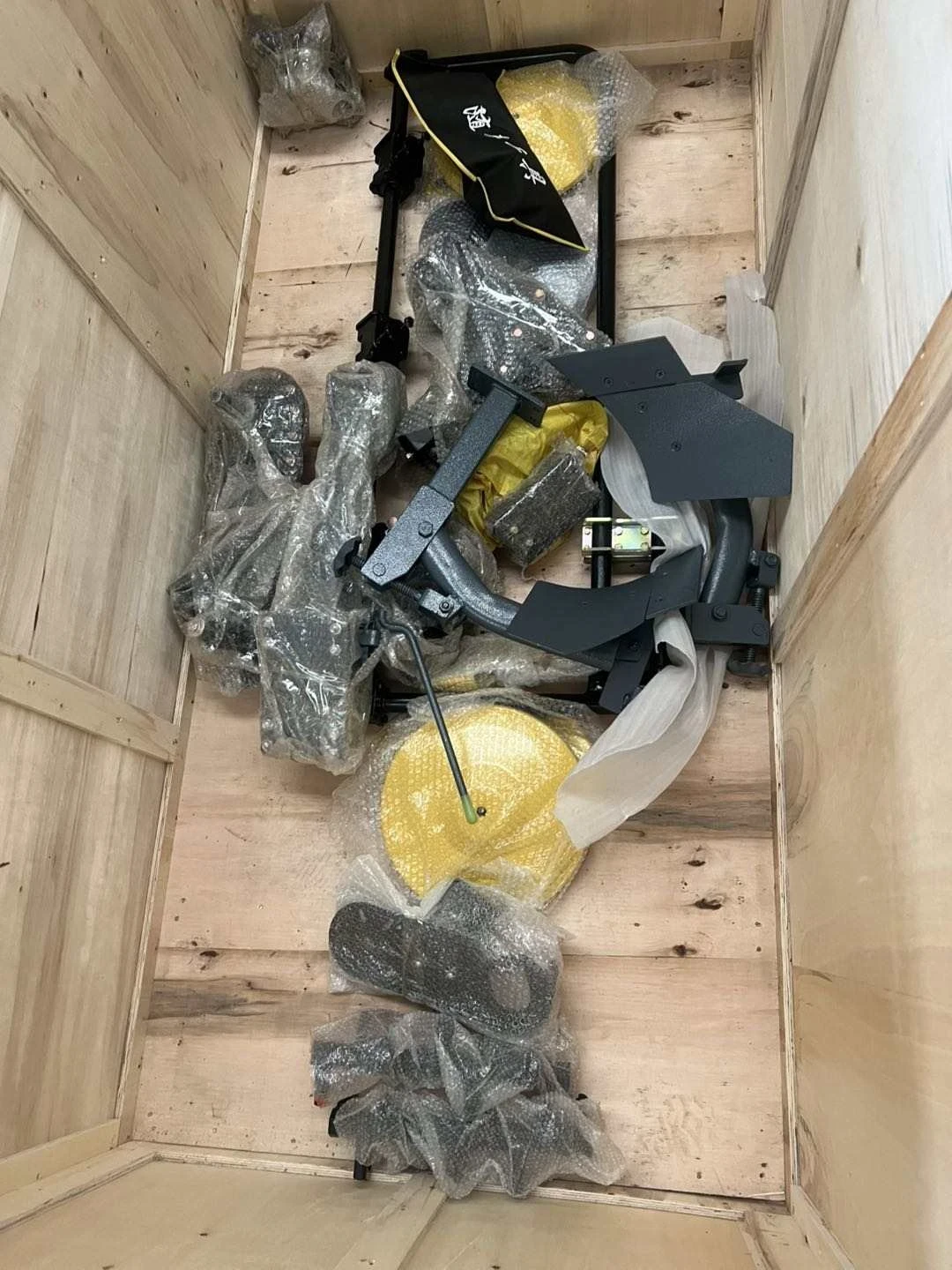 Трактор Друга марка 18к.с. с инвентар  - изображение 3