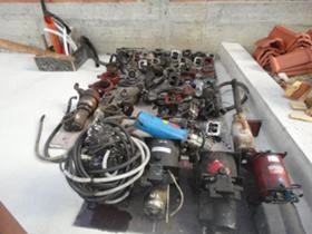 Допълнително оборудване Друг вид ПОМПИ И ПРИВОДИ ЗА САМОСВАЛИ-КРАНОВЕ, снимка 1