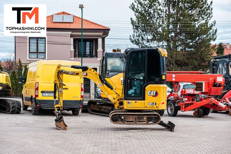 Багер Cat 301.8, снимка 2 - Индустриална техника - 52721998