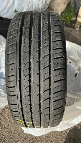 Гуми Летни 205/40R18, снимка 3