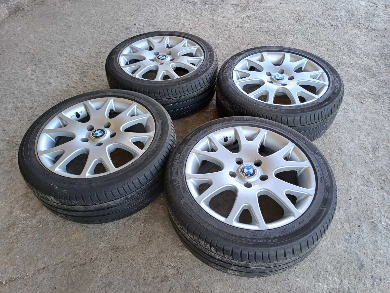 Гуми с джанти Michelin 235/45R17
