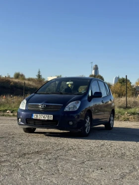 Toyota Corolla verso 2.0 90 k.s.2002, снимка 1