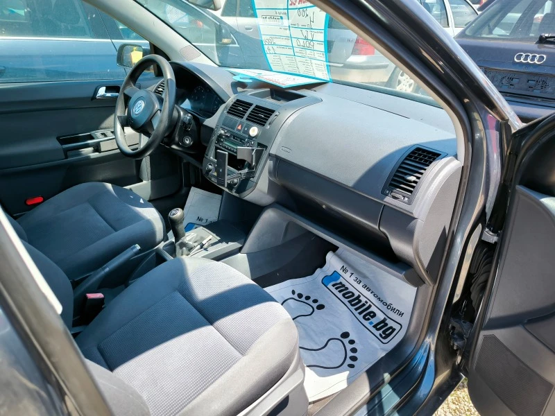 VW Polo 1.4I, снимка 5 - Автомобили и джипове - 46007384