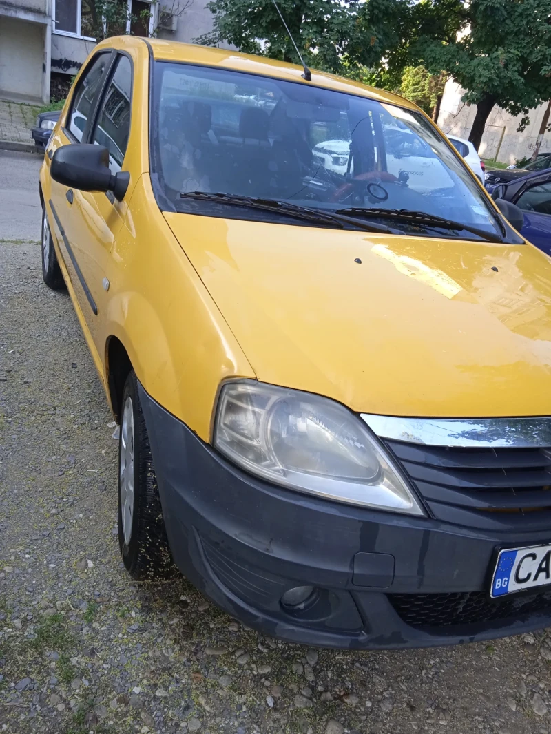 Dacia Logan, снимка 10 - Автомобили и джипове - 48313089