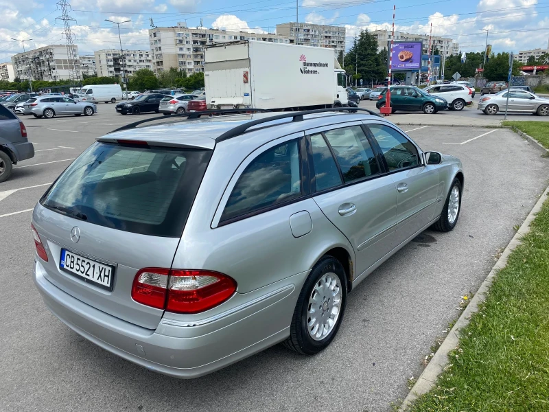 Mercedes-Benz E 220 Елеганс, снимка 3 - Автомобили и джипове - 51948715