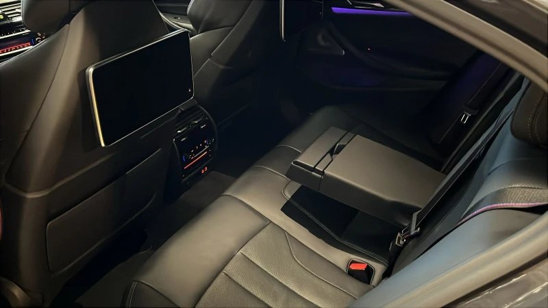 BMW M5 Competition, снимка 11 - Автомобили и джипове - 52650311