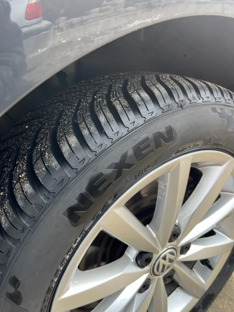 VW Golf Variant 1.6 TDI 110, снимка 9 - Автомобили и джипове - 53258816