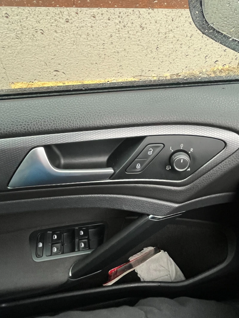 VW Golf Variant 1.6 TDI 110, снимка 13 - Автомобили и джипове - 53258816