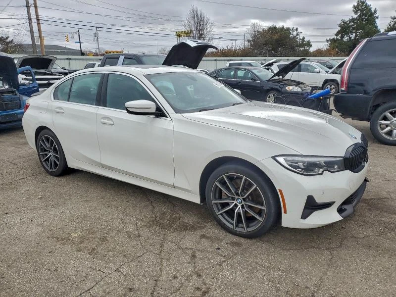 BMW 330 2.0L 4 All wheel drive, снимка 9 - Автомобили и джипове - 53144383