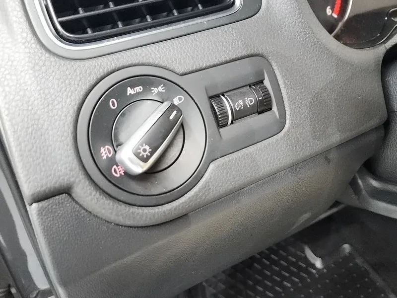 VW Polo 1.6 TDI R-LINE | Mobile.bg � ����������� 17