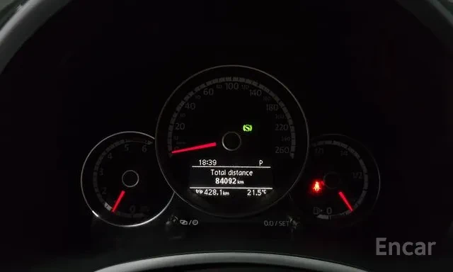 VW Beetle 2.0 TDI Premium* Люк* Подгрев, снимка 8 - Автомобили и джипове - 56688032