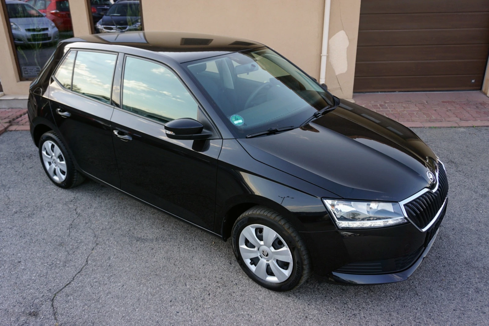 Skoda Fabia 1.0 MPI FACE LIFT - изображение 2