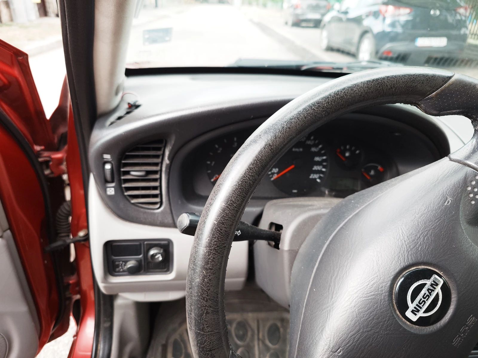Nissan Almera  - изображение 7