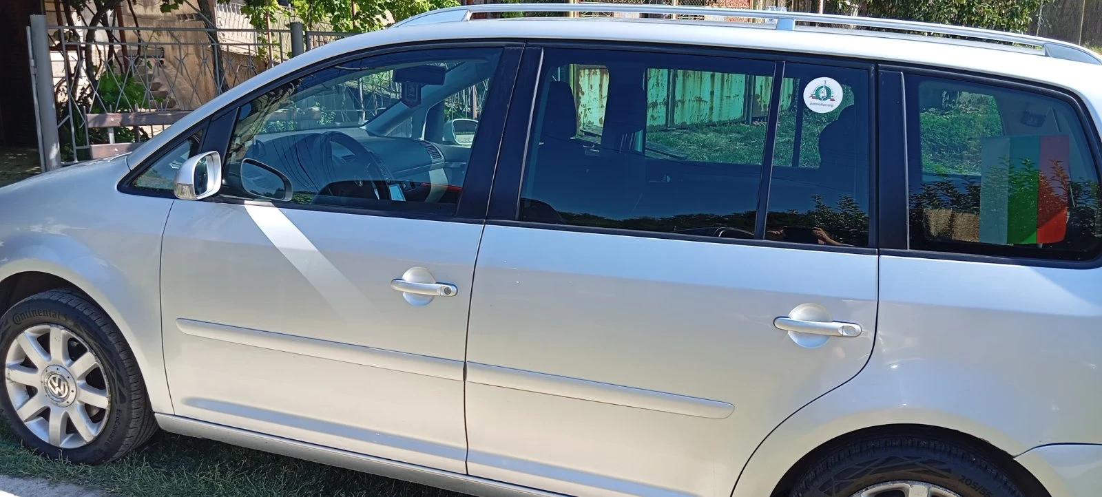 VW Touran 2000 - изображение 10