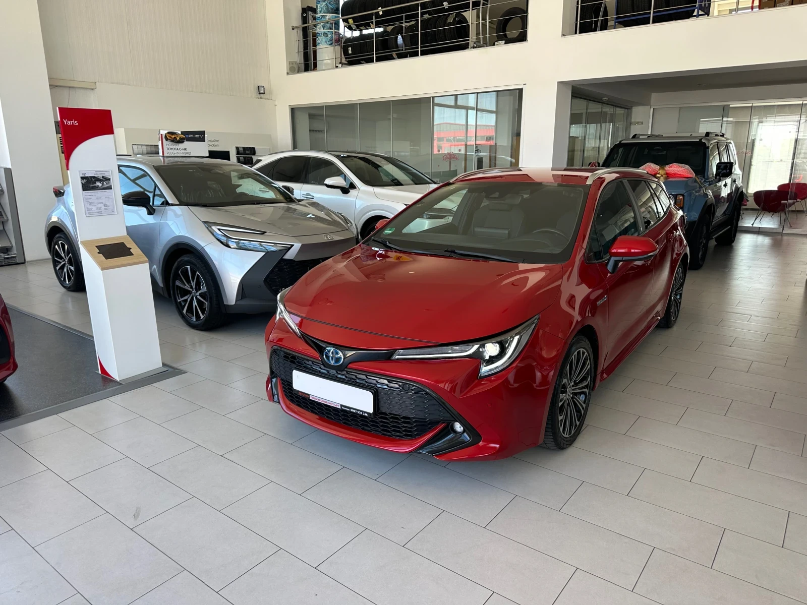 Toyota Corolla 1.8 Hybrid - изображение 2