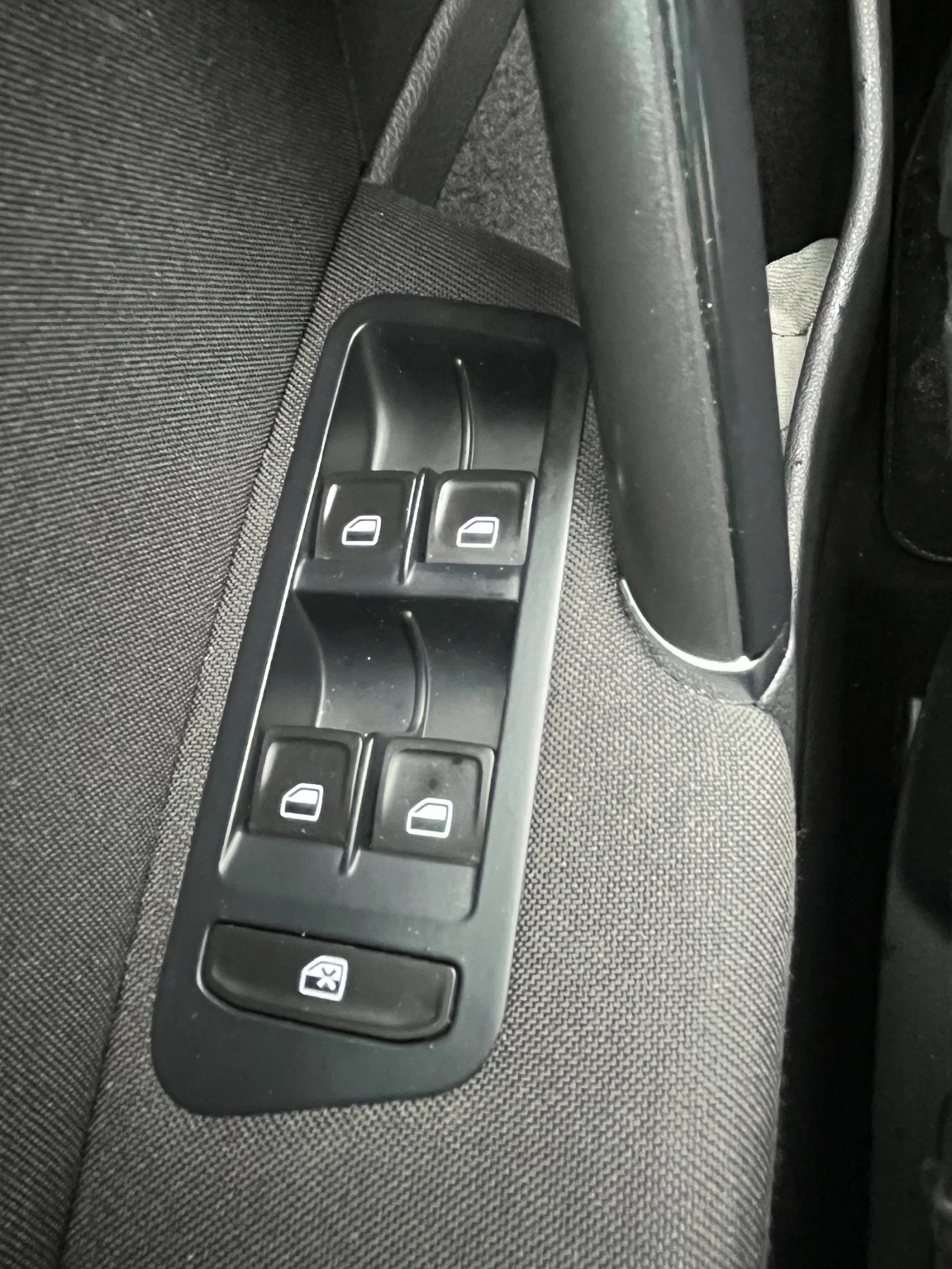 VW Golf Variant 1.6 TDI 110 | Mobile.bg � ����������� 14