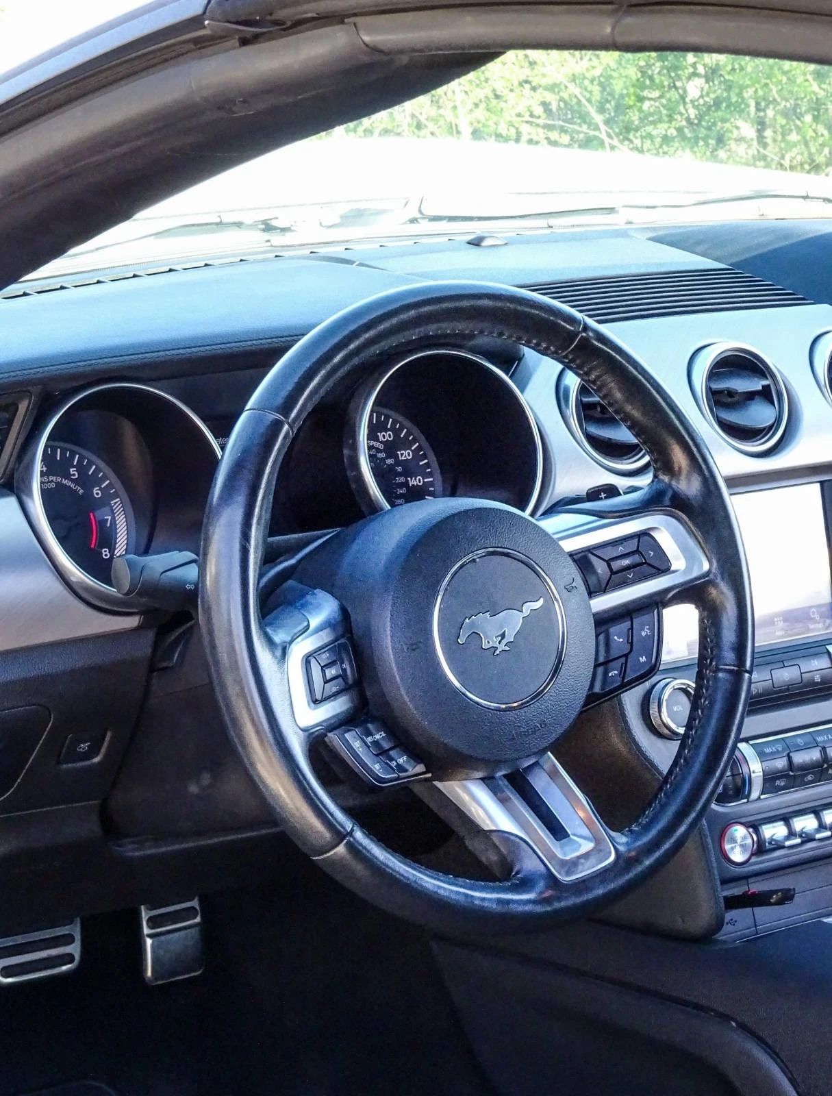 Ford Mustang CONVERTIBLE 55th anniversary , снимка 11 - Автомобили и джипове - 53715579