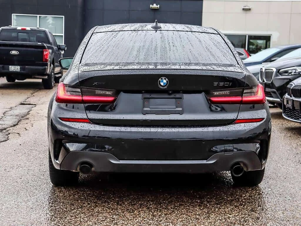 BMW 330 xDrive Sedan (5R79)  CARFAX, снимка 4 - Автомобили и джипове - 54030922