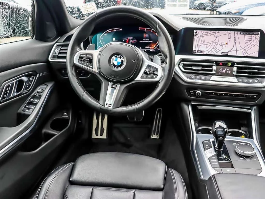 BMW 330 xDrive Sedan (5R79)  CARFAX, снимка 10 - Автомобили и джипове - 54030922