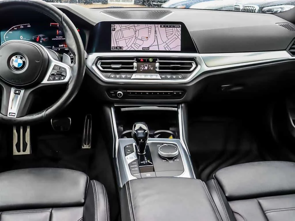 BMW 330 xDrive Sedan (5R79)  CARFAX, снимка 11 - Автомобили и джипове - 54030922