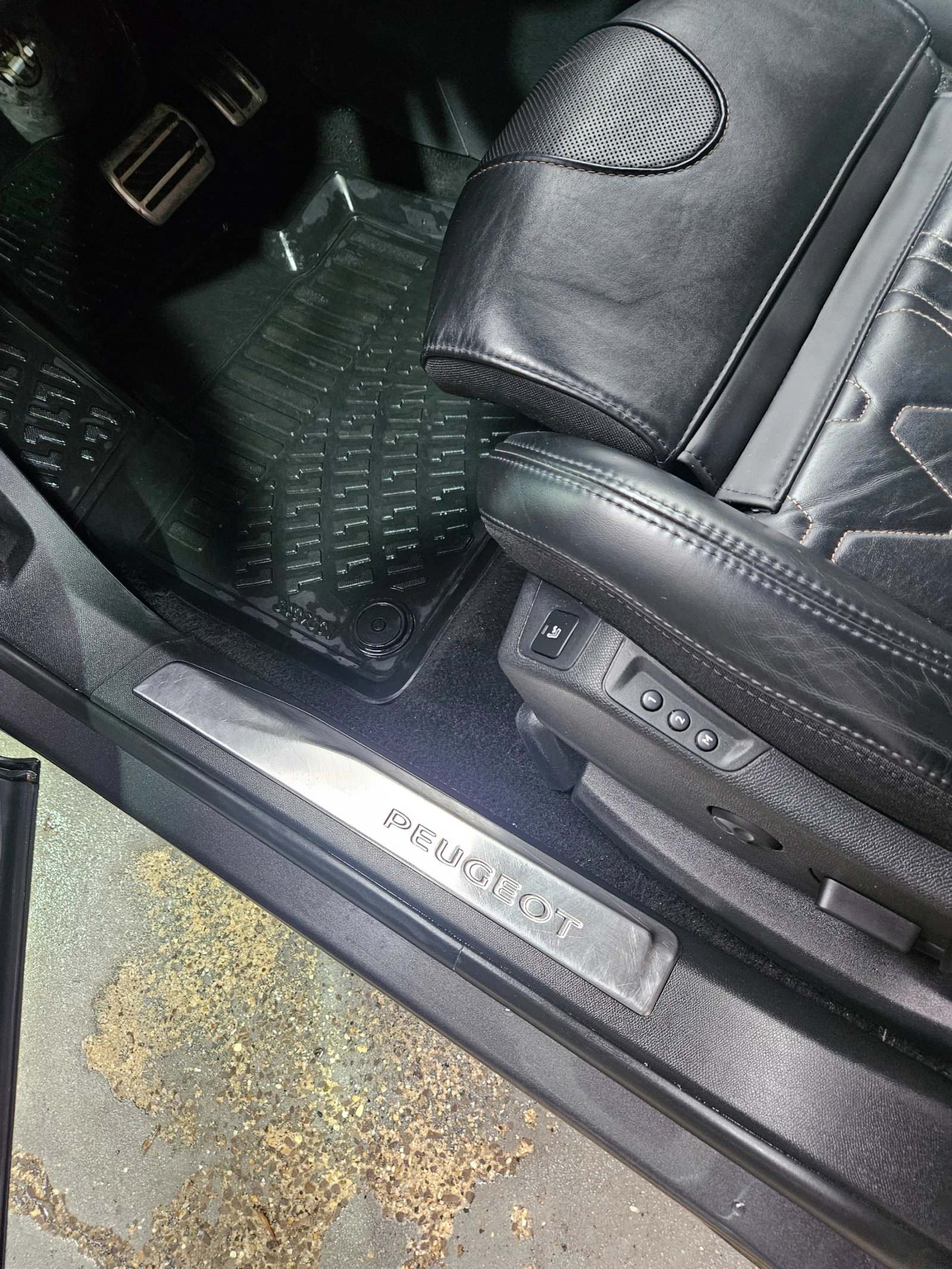 Peugeot 3008, снимка 11 - Автомобили и джипове - 54183261