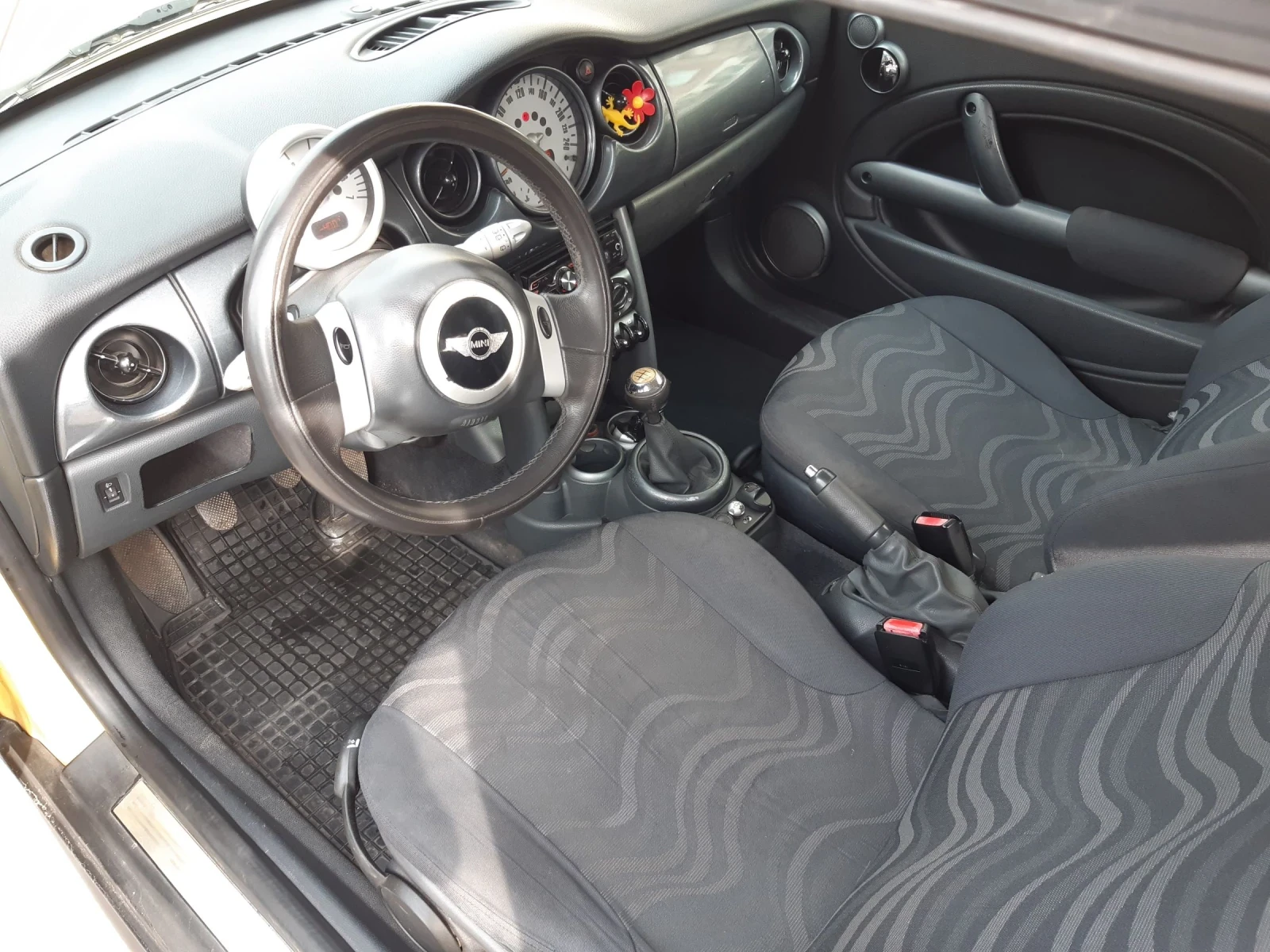 Mini One, снимка 6 - Автомобили и джипове - 54211709