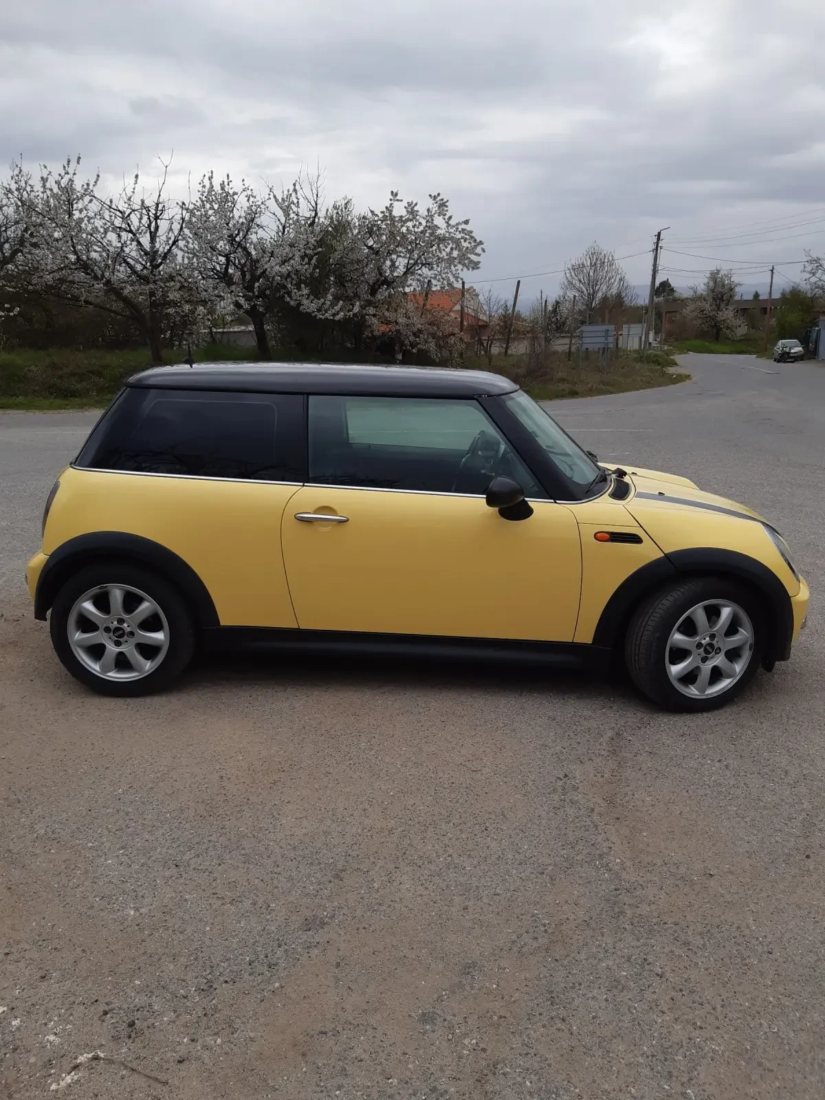 Mini One, снимка 11 - Автомобили и джипове - 54211709