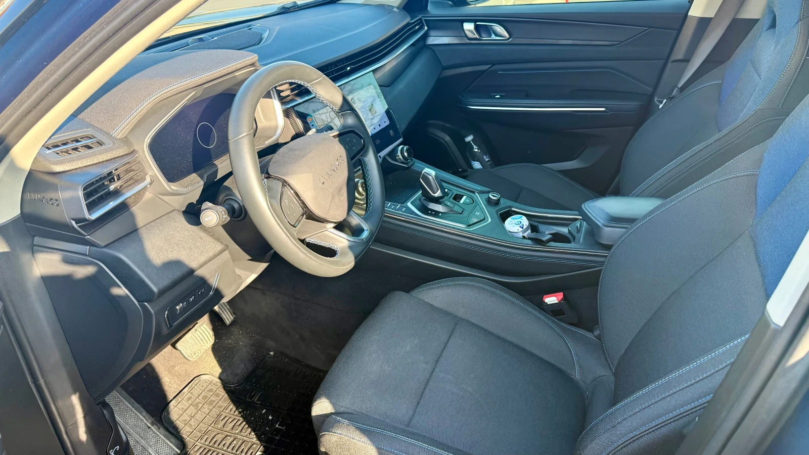 LynkCo 01, снимка 8 - Автомобили и джипове - 54287144