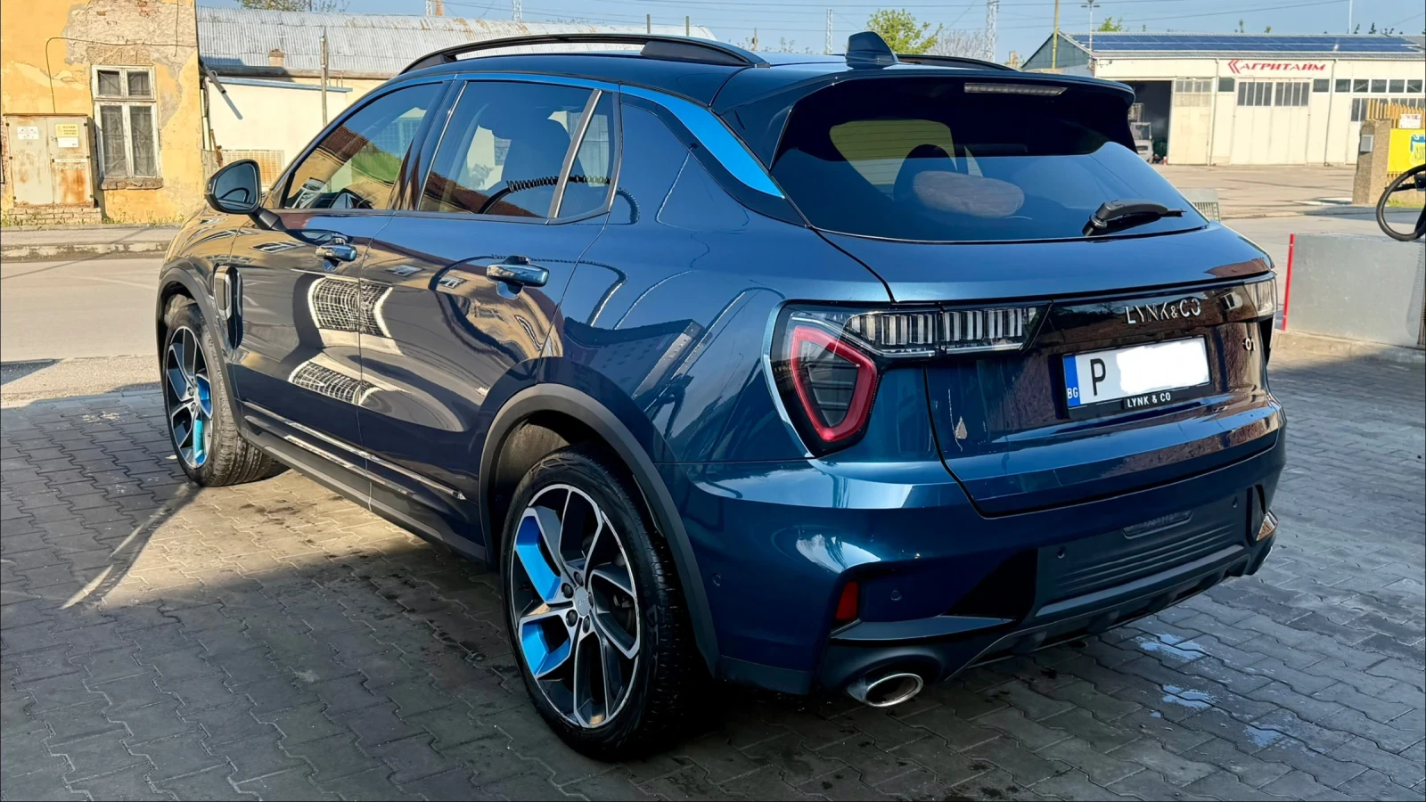 LynkCo 01, снимка 3 - Автомобили и джипове - 54287144