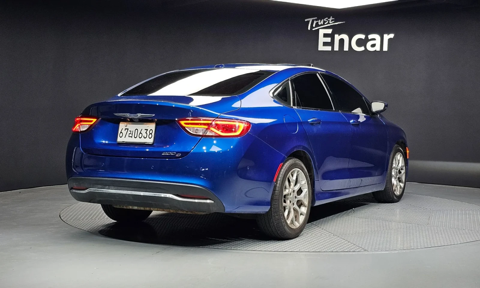 Chrysler 200 * Distronic, * Park Assist * 2.4 | Mobile.bg � ����������� 4